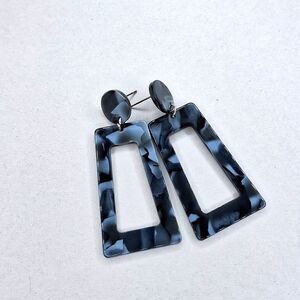 Gray marble Style Crush Geometric Resin Abstract Earrings tortoise shell